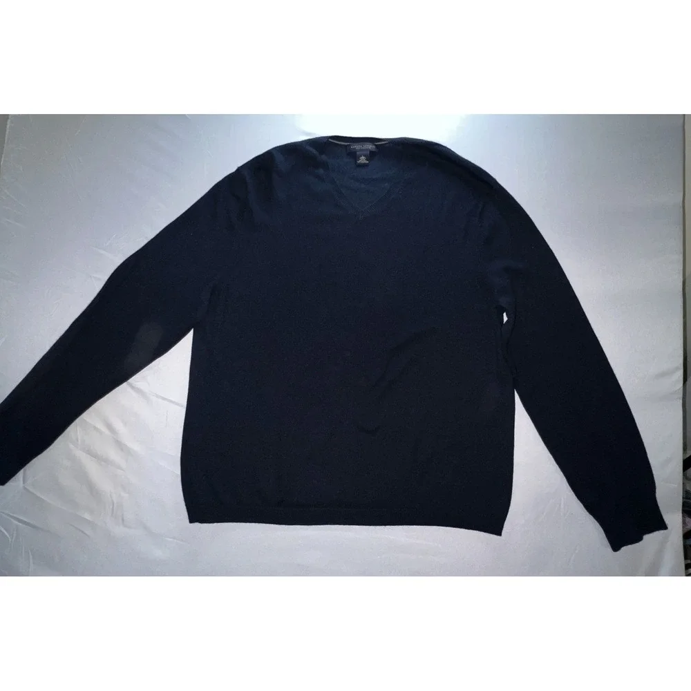 Banana Republic Silk Cashmere Sweater‎ Men's L Blue Navy V-Neck